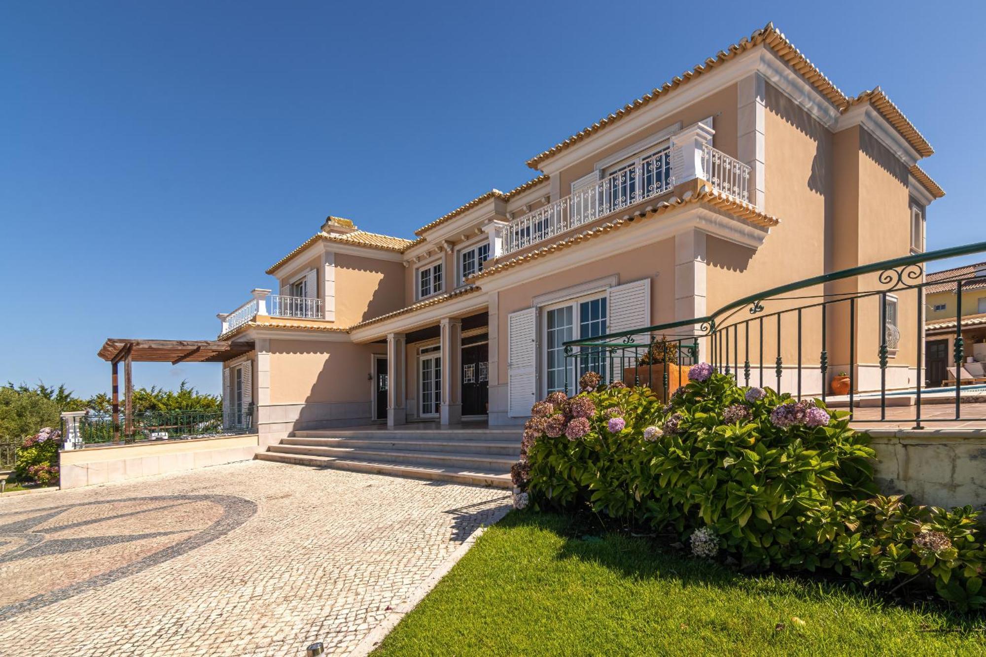 Hopstays - Martinho Villa